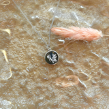 Geburtsblumenstrauß Kette - Runder Anhänger